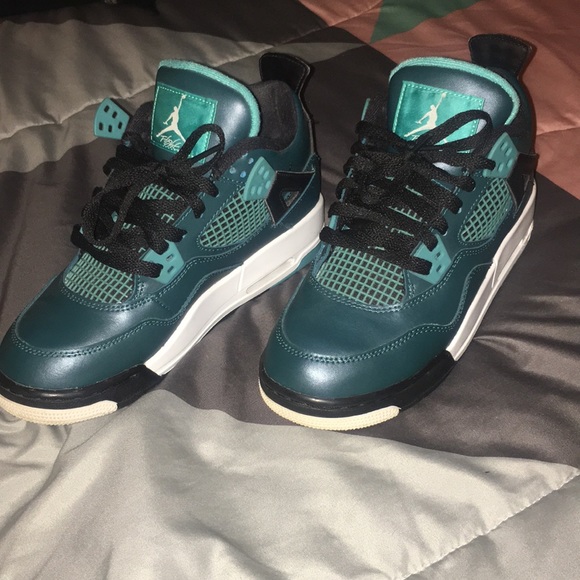 Air Jordan 4 size (4Y US . EU 36) - Picture 1 of 4